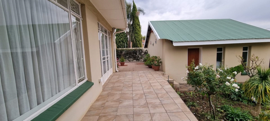 4 Bedroom Property for Sale in Dan Pienaar Free State